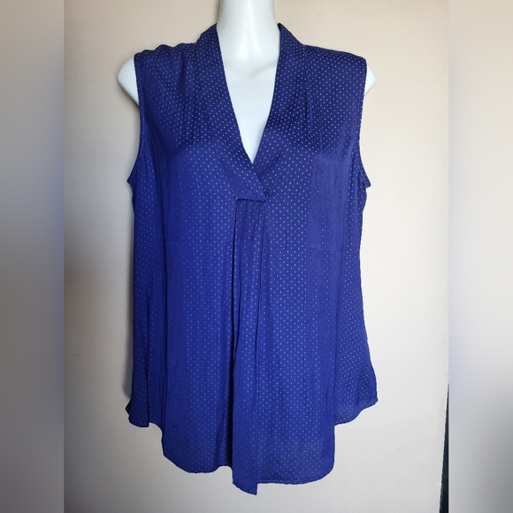 NEW Le Chateau Navy Sleeveless Blouse, Size Small - Picture 1 of 5